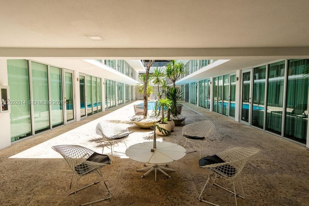 FONTANA CONDO · #209 in Miami Beach - Photo 31