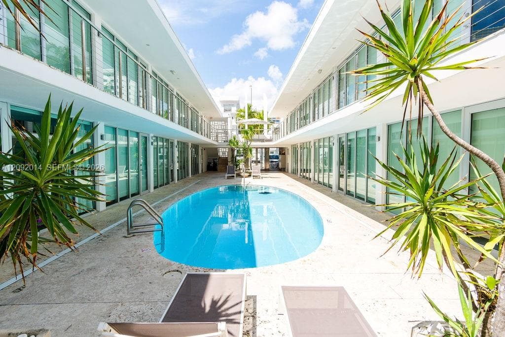 FONTANA CONDO · #209 in Miami Beach - Photo 29
