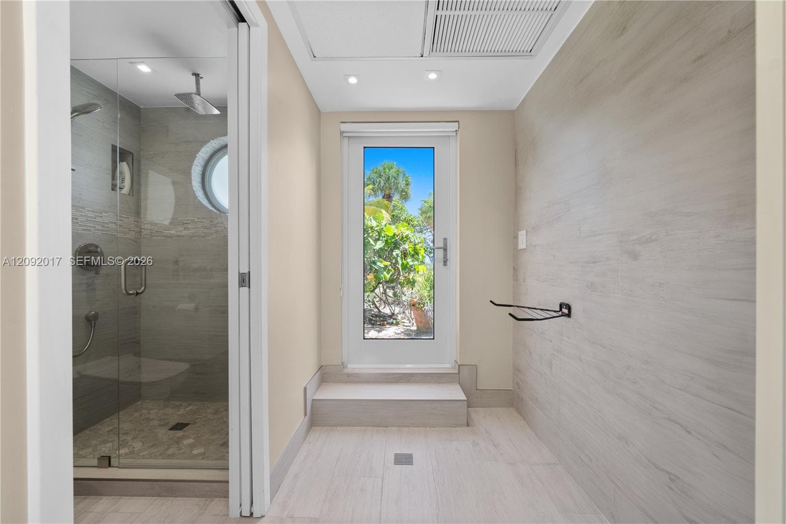 Cabana Bathroom