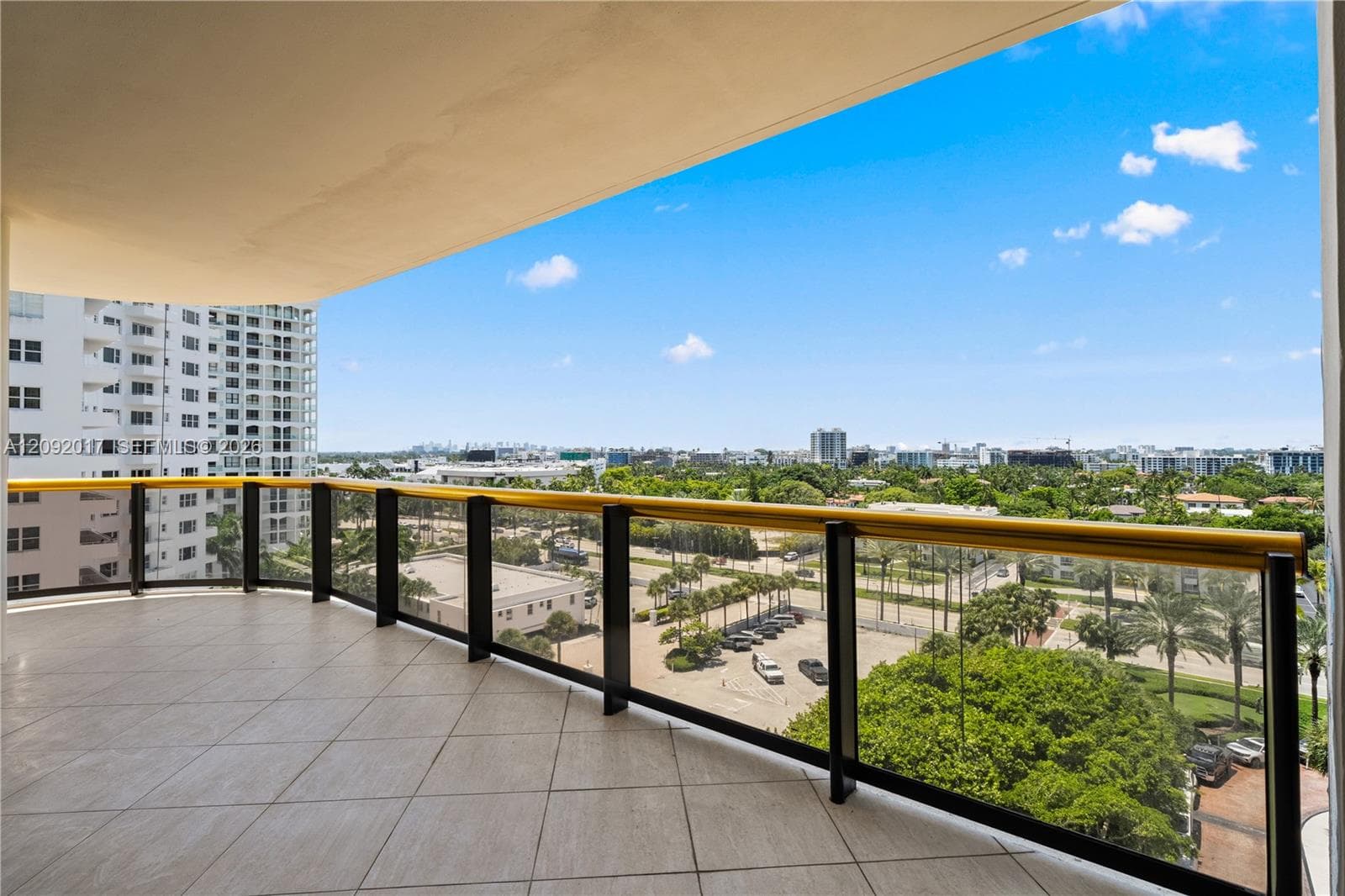 Bal Harbour Tower · #9J in Bal Harbour - Photo 27