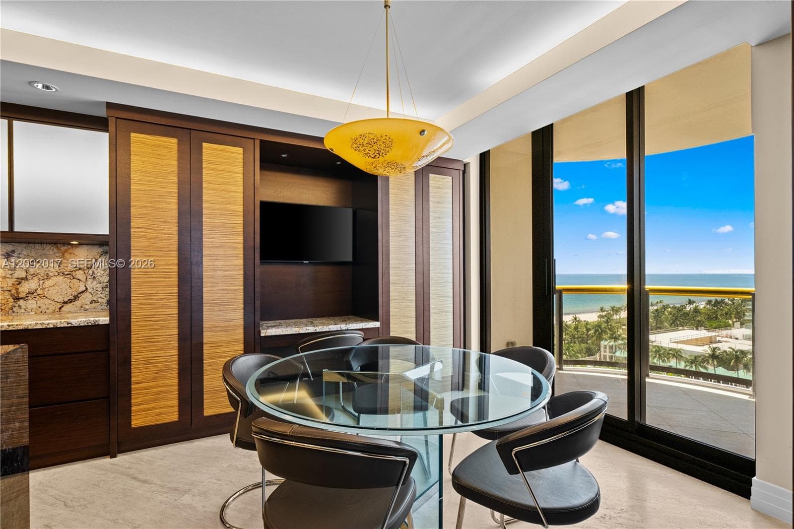 Bal Harbour Tower · #9J in Bal Harbour - Photo 2