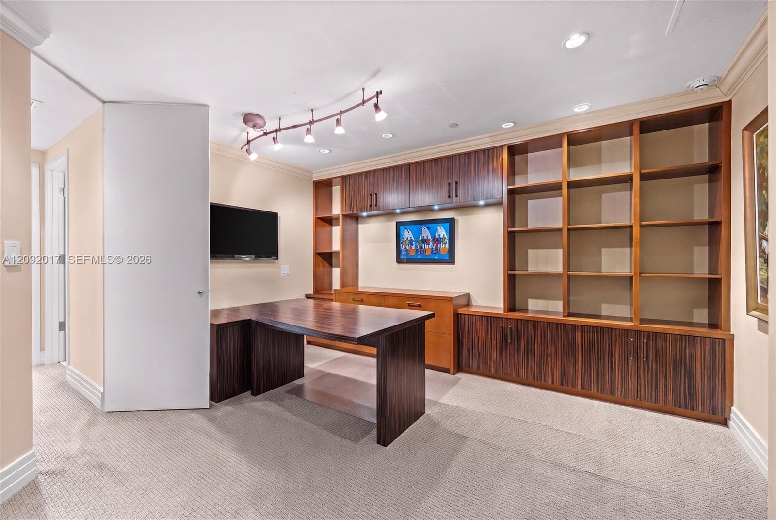 Bal Harbour Tower · #9J in Bal Harbour - Photo 46