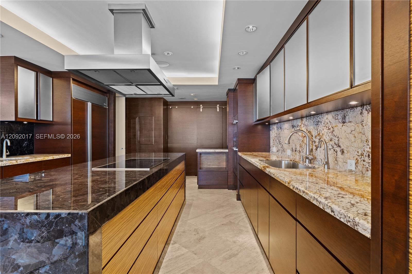 Bal Harbour Tower · #9J in Bal Harbour - Photo 10