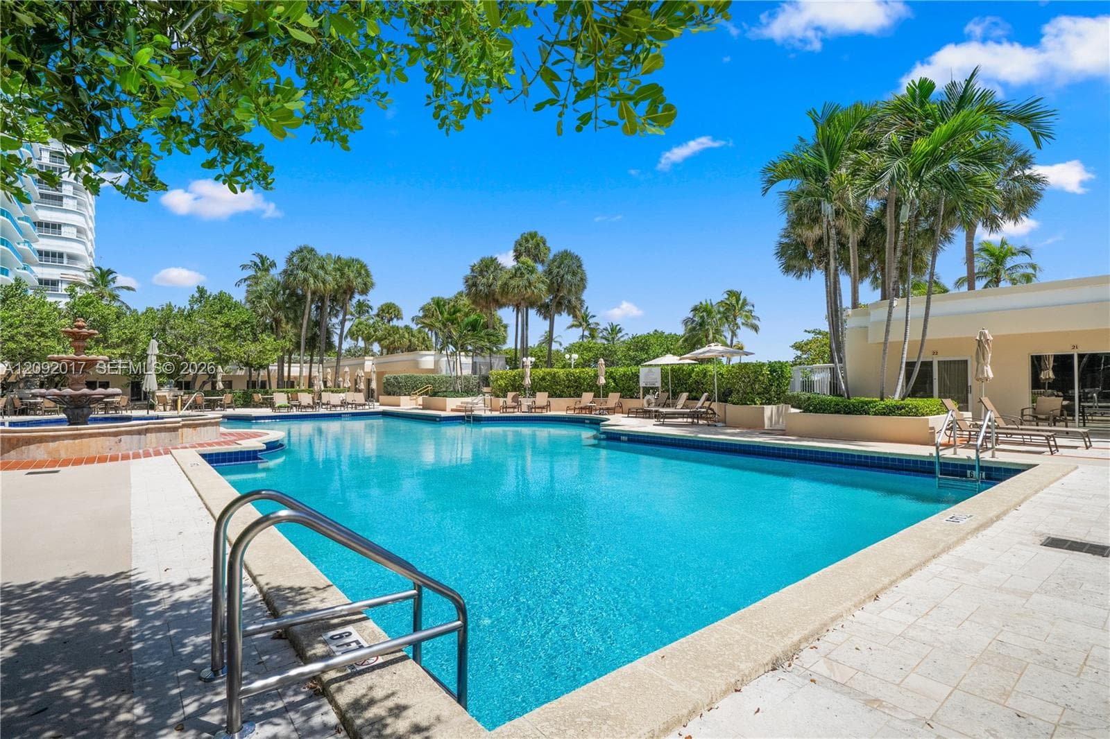 Bal Harbour Tower · #9J in Bal Harbour - Photo 51