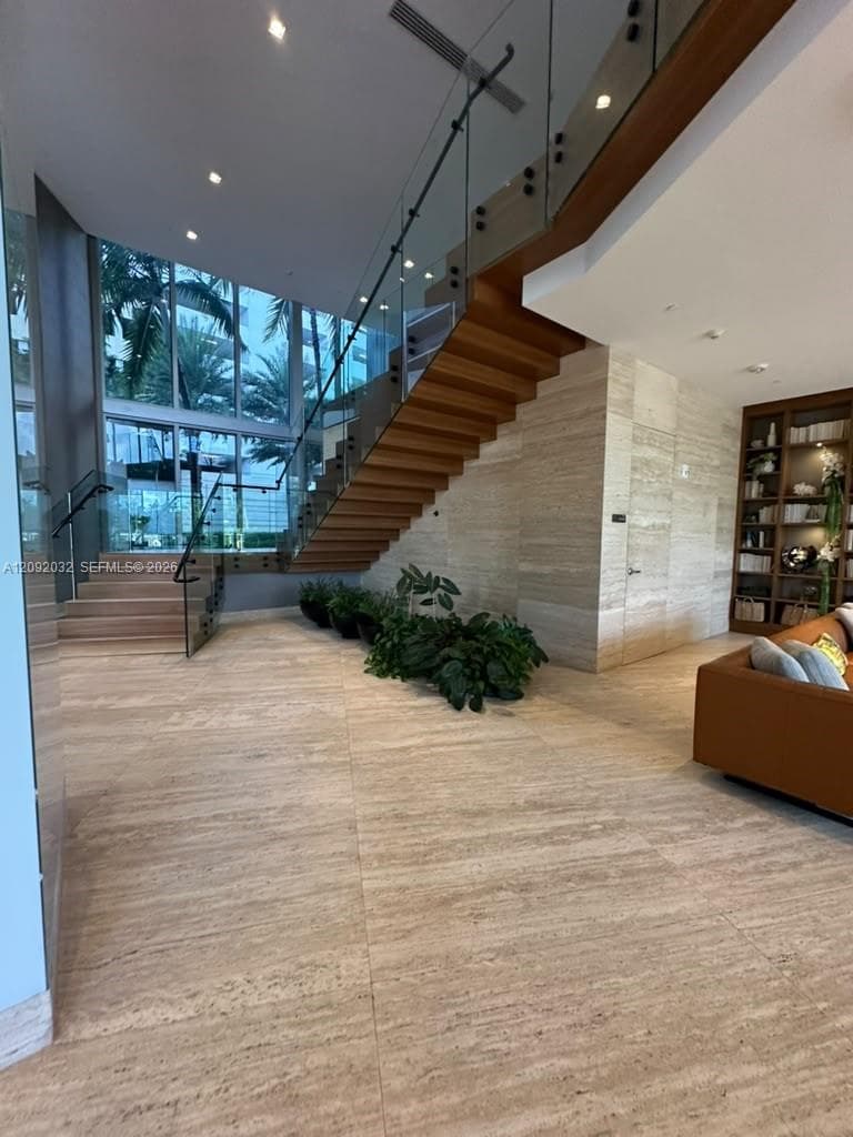 THE HARBOUR NORTH CONDO · #2606 in North Miami Beach - Photo 14