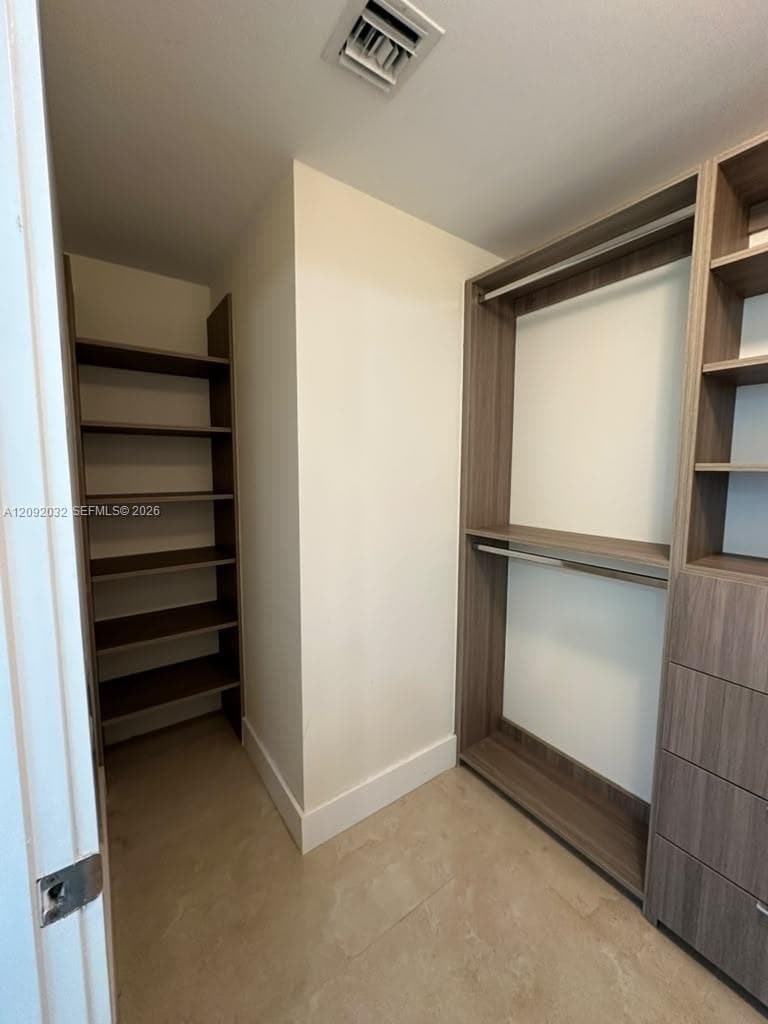 THE HARBOUR NORTH CONDO · #2606 in North Miami Beach - Photo 35