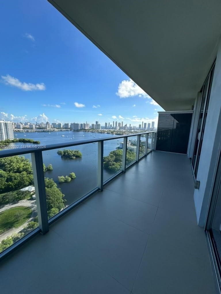 THE HARBOUR NORTH CONDO · #2606 in North Miami Beach - Photo 29