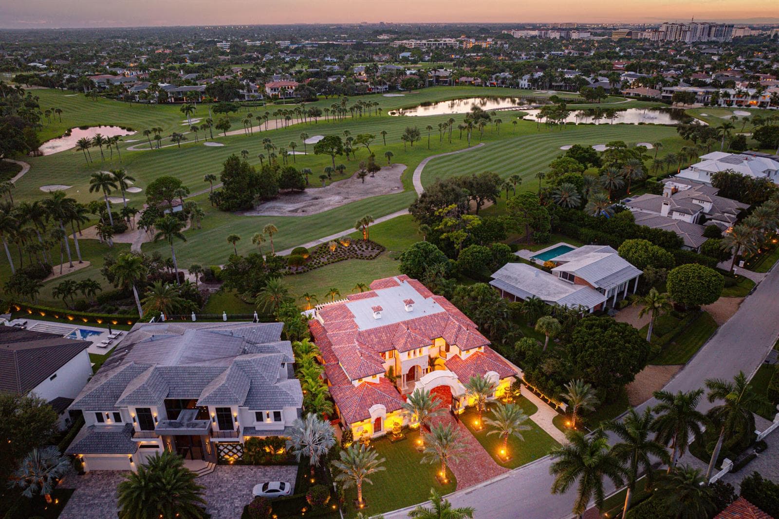 2055_Royal_Palm_Way_Dusk_20