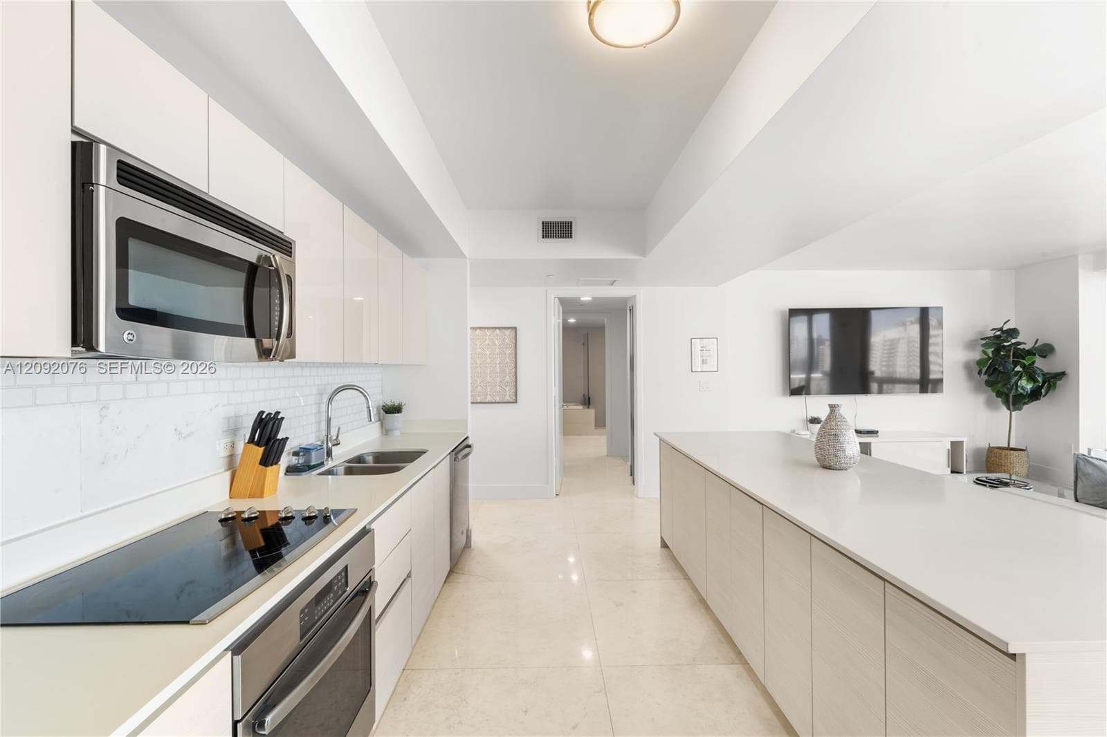 BEACHWALK CONDOMINIUM · #T1601 in Hallandale Beach - Photo 9