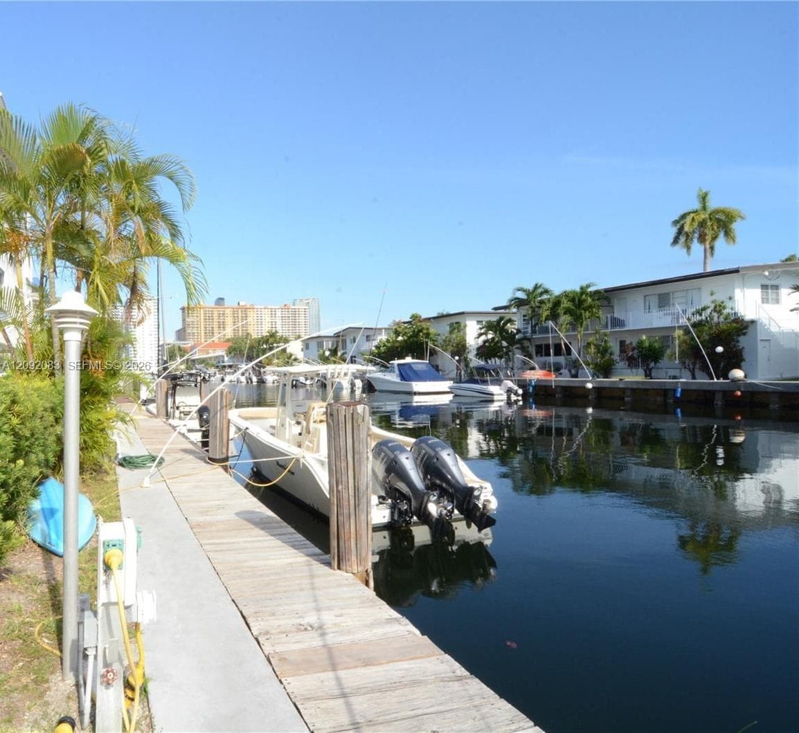 CRISTAL SHORES CONDO · #6 in North Miami Beach - Photo 2
