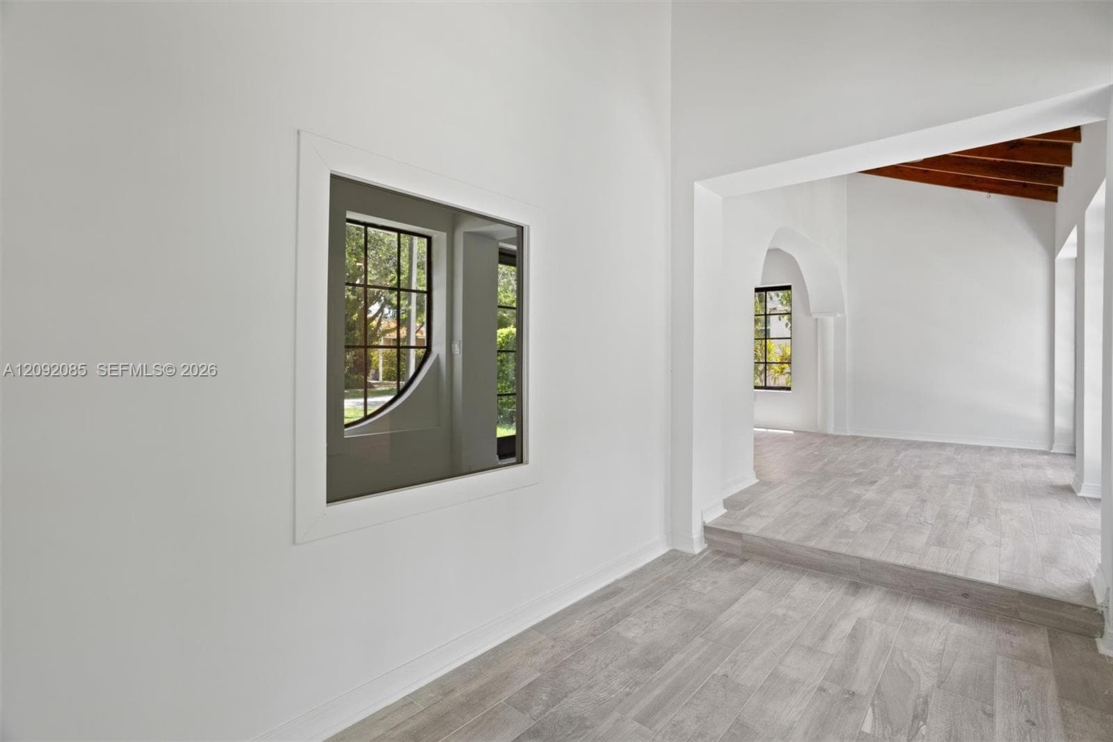 434 Aragon Ave photo 6
