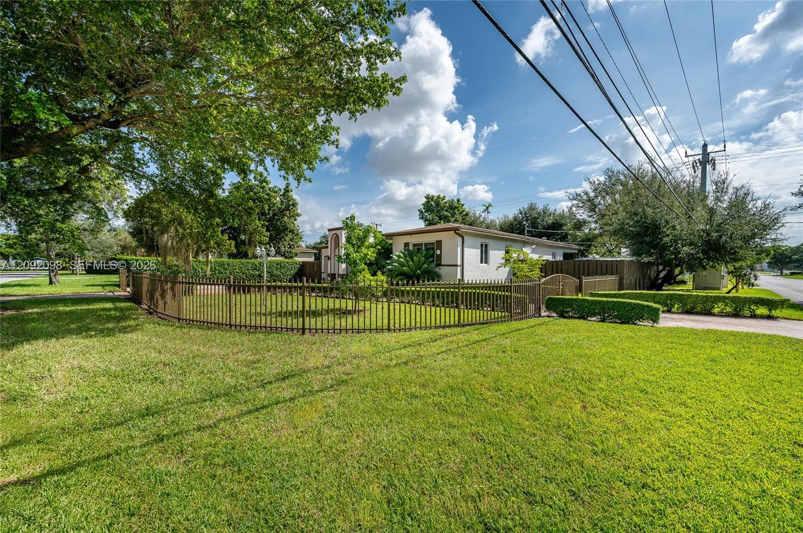 589 Miller Dr photo 7