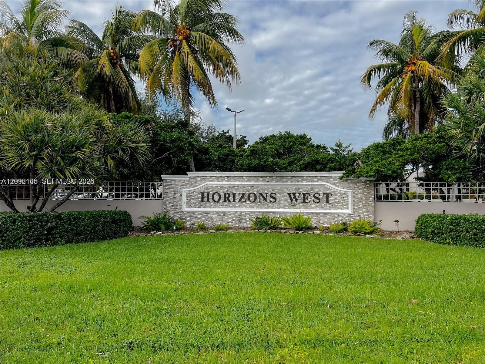 HORIZONS WEST CONDO #5 · #410 in Miami - Photo 2