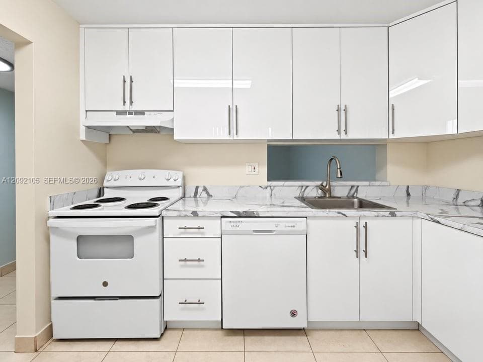 HORIZONS WEST CONDO #5 · #410 in Miami - Photo 6