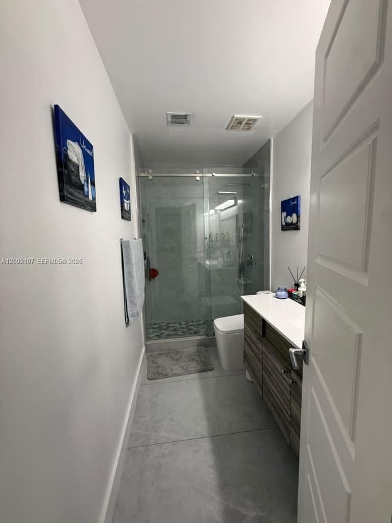 1324 W 71st St photo 25