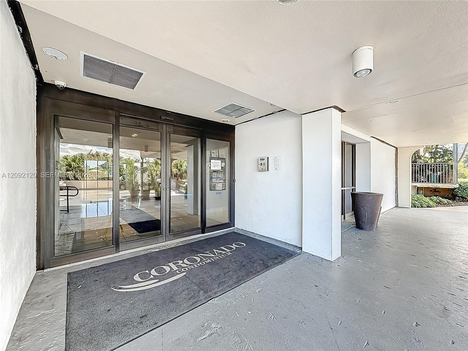CORONADO CONDO TOWER II · #2428 in Aventura - Photo 6