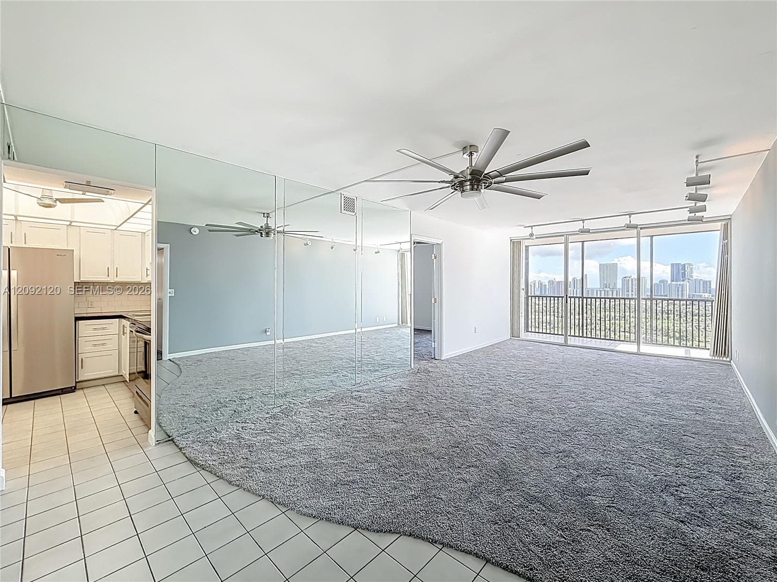 CORONADO CONDO TOWER II · #2428 in Aventura - Photo 18