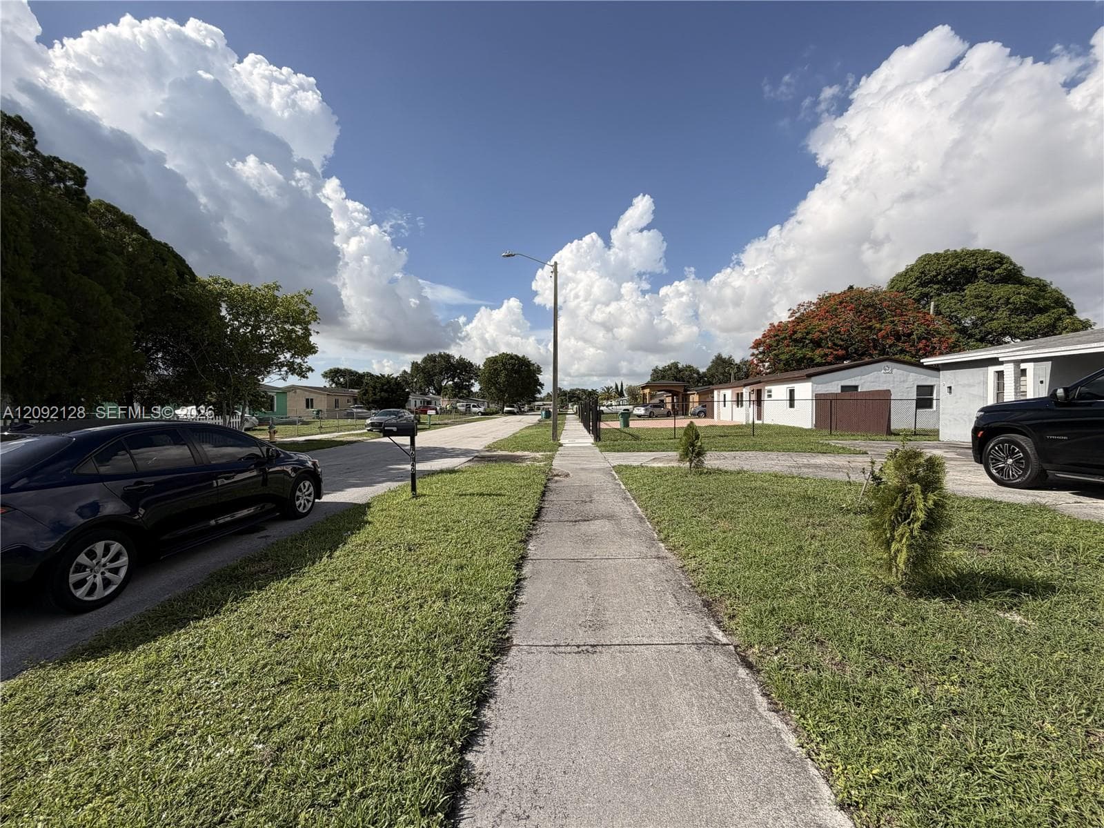 16140 NW 28th Ct photo 3