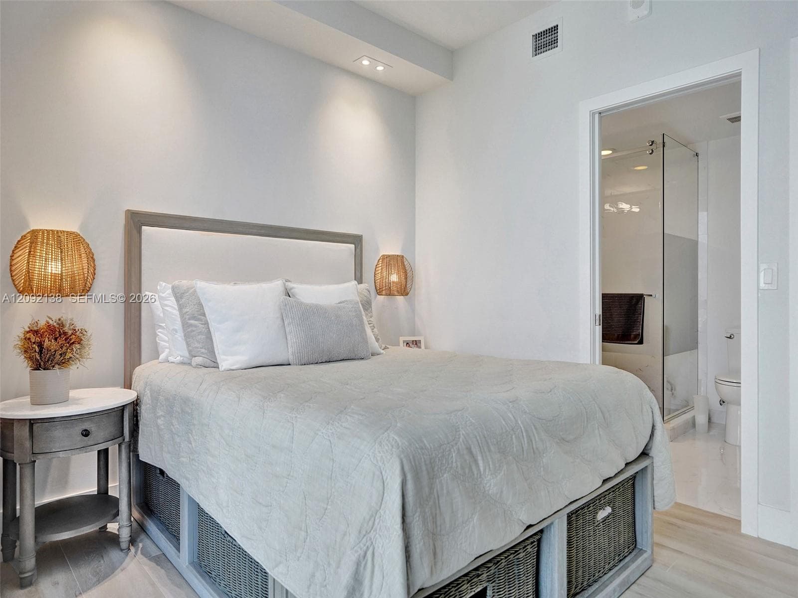 THE HARBOUR NORTH CONDO · #2107 in North Miami Beach - Photo 6