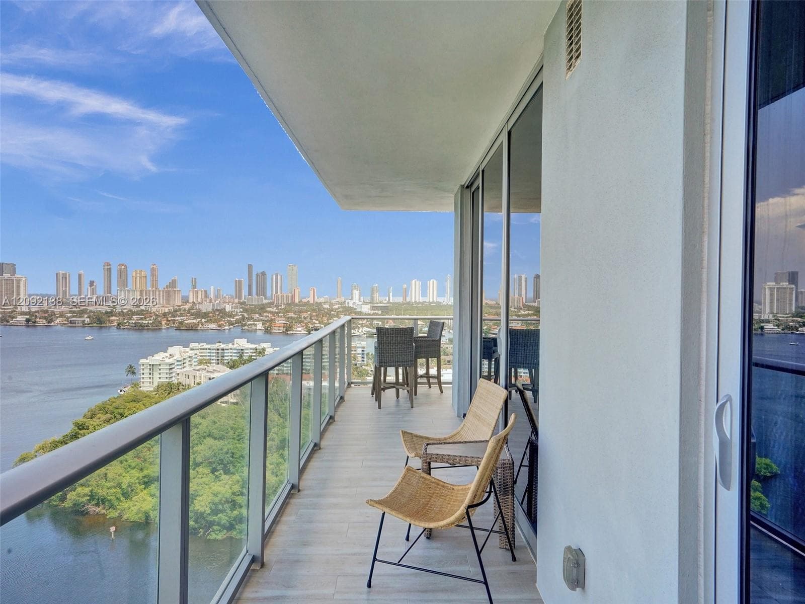 THE HARBOUR NORTH CONDO · #2107 in North Miami Beach - Photo 17
