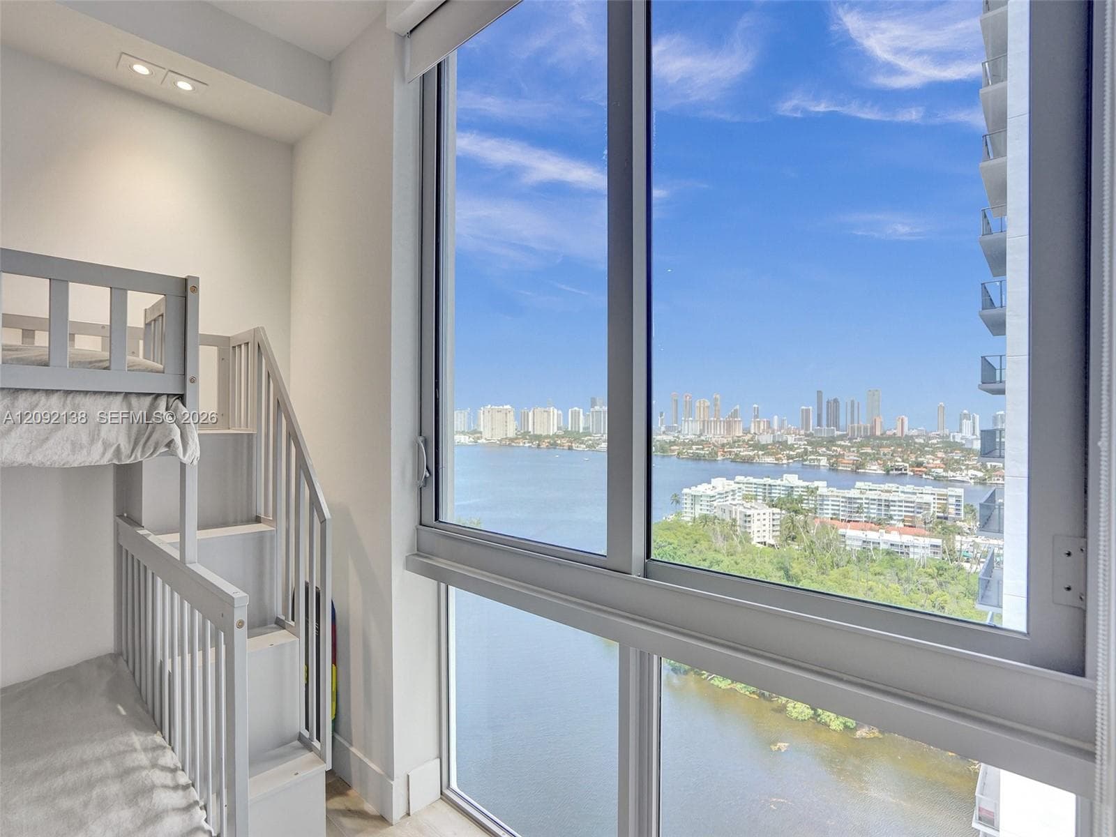 THE HARBOUR NORTH CONDO · #2107 in North Miami Beach - Photo 7