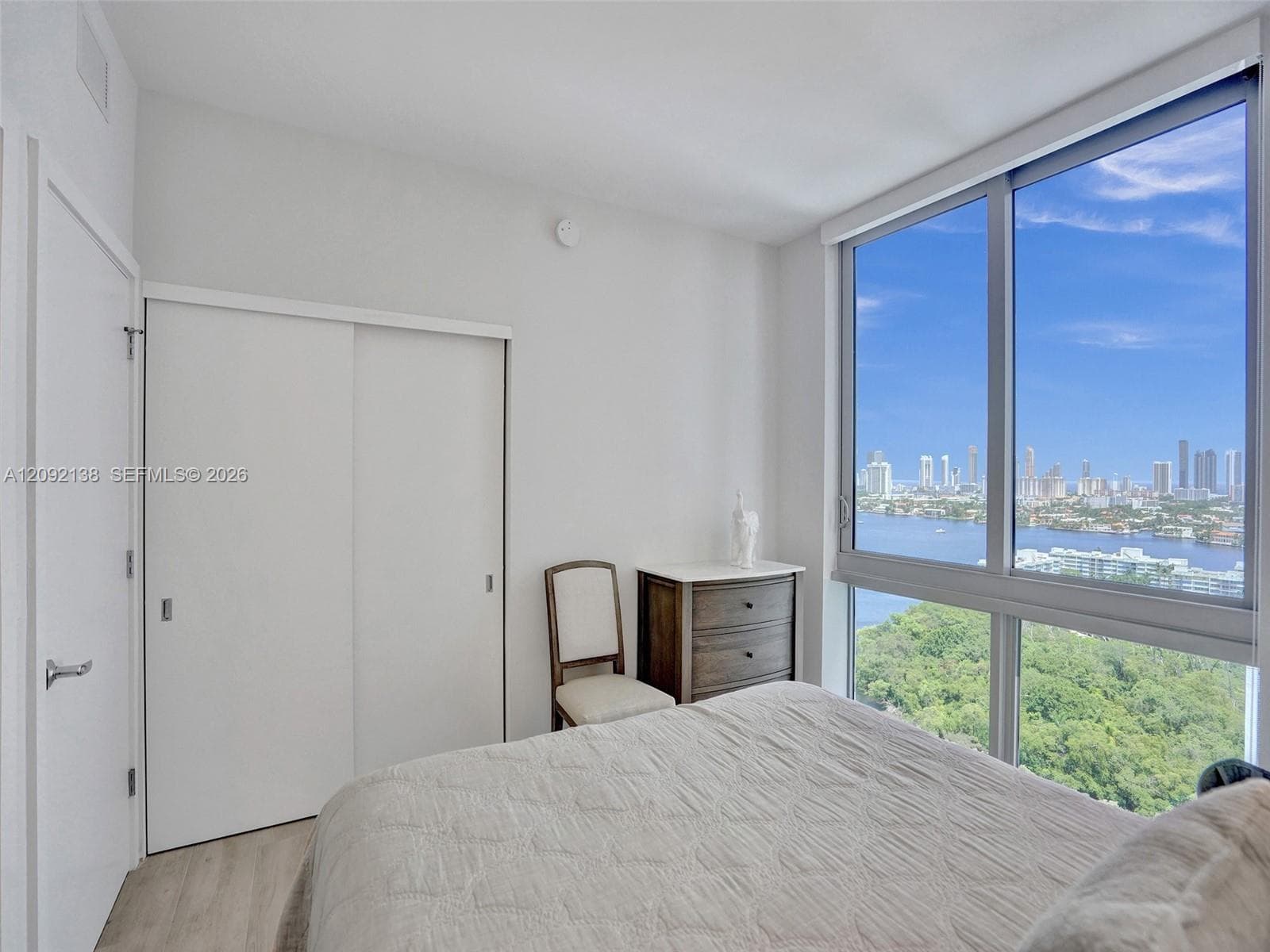 THE HARBOUR NORTH CONDO · #2107 in North Miami Beach - Photo 5