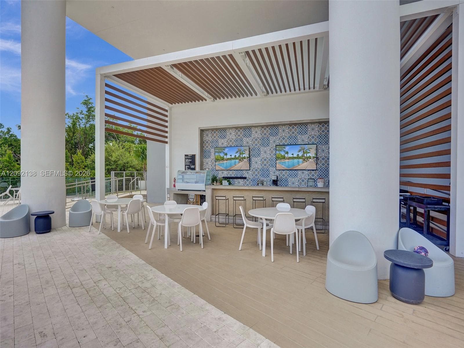 THE HARBOUR NORTH CONDO · #2107 in North Miami Beach - Photo 33