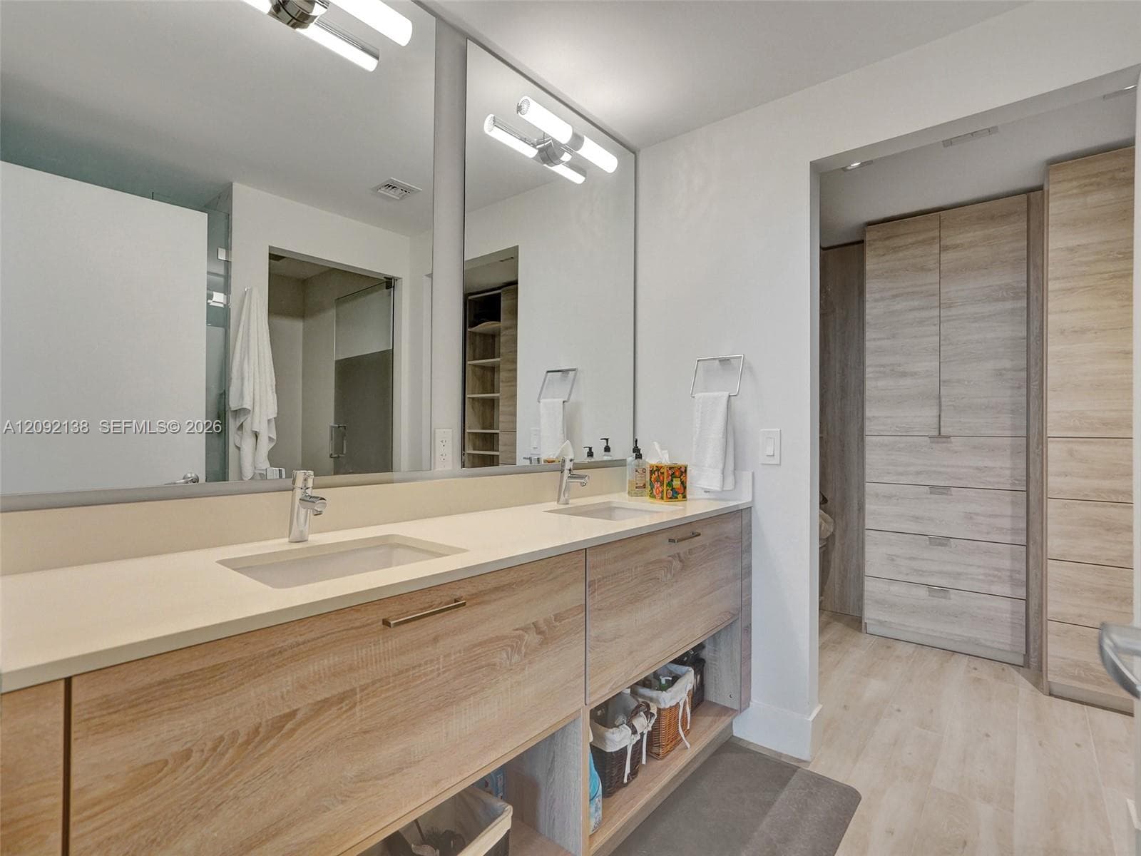THE HARBOUR NORTH CONDO · #2107 in North Miami Beach - Photo 14