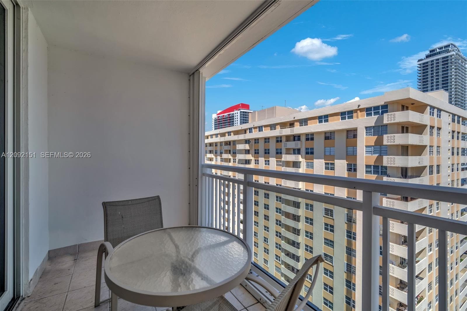 Plaza Towers · #PH3 in Hallandale Beach - Photo 23