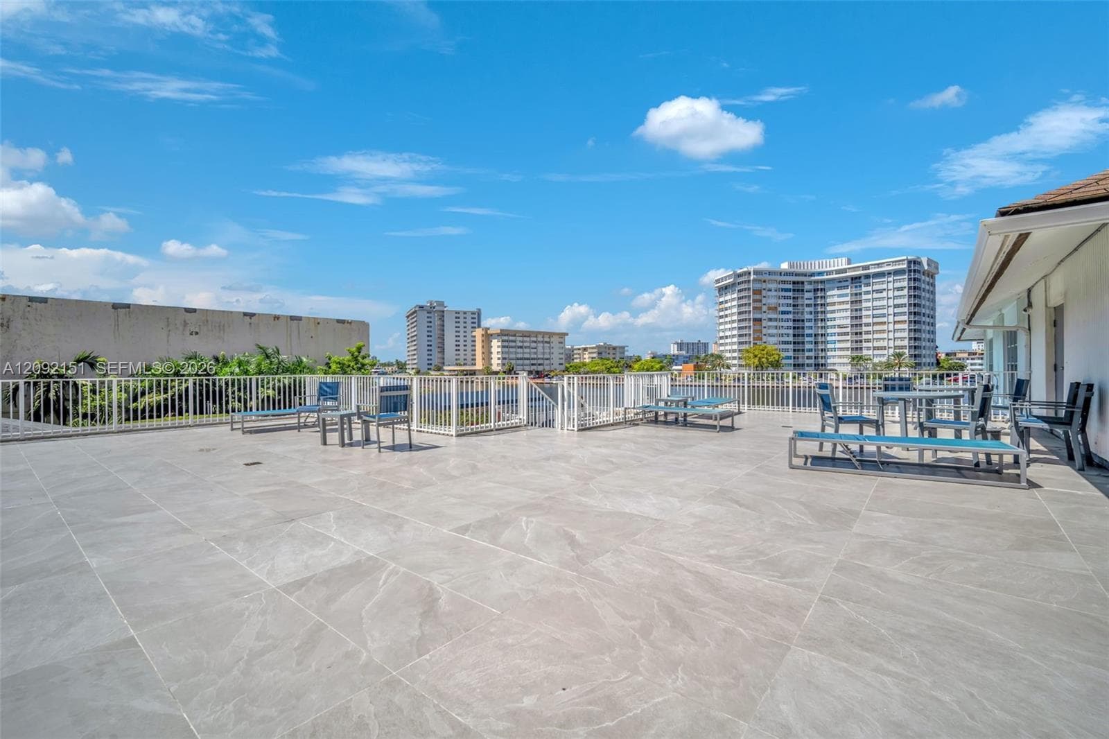 Plaza Towers · #PH3 in Hallandale Beach - Photo 28
