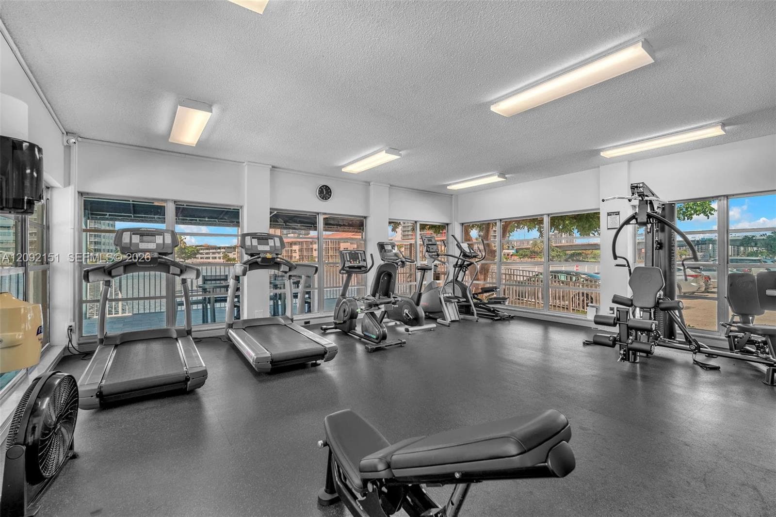 Plaza Towers · #PH3 in Hallandale Beach - Photo 30