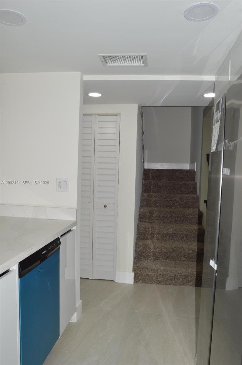 VIEW OF THE STAIRS