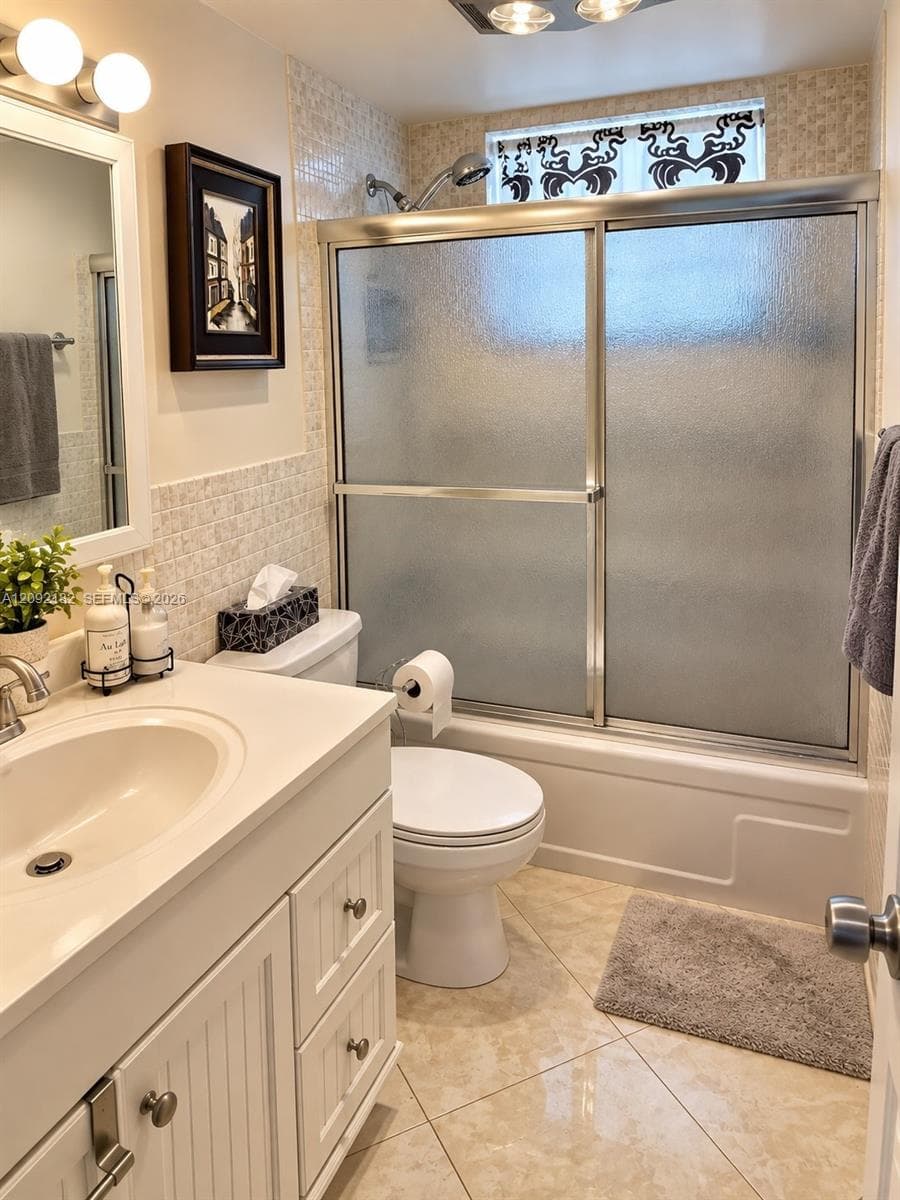 2nd Bathroom