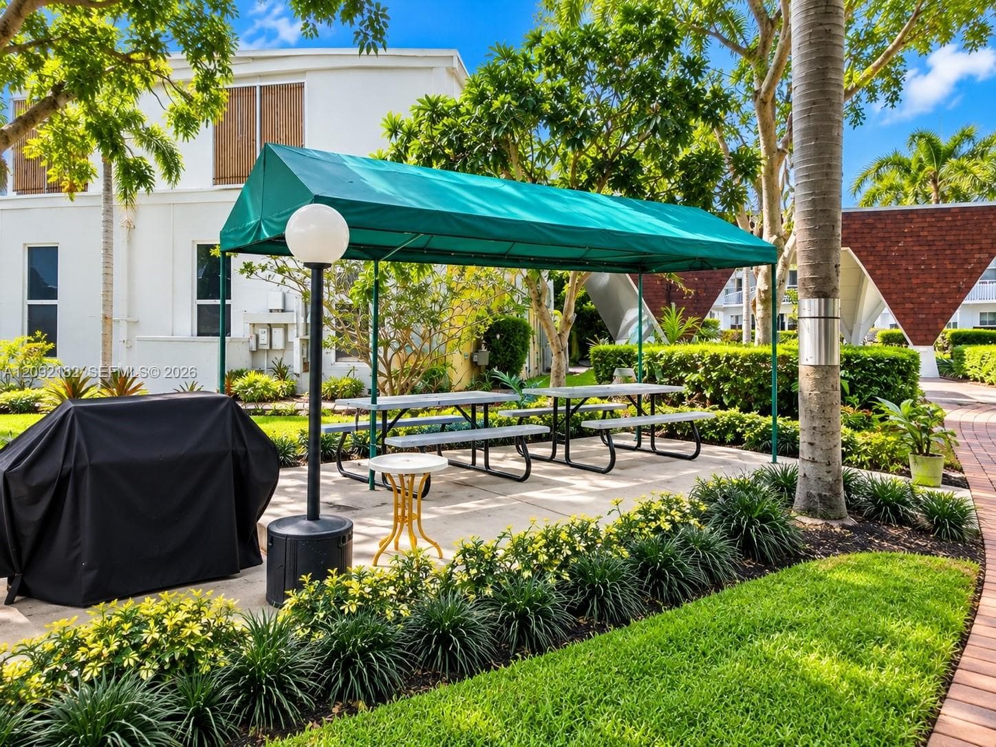 Fairways Royale Condo · #703 in Hallandale Beach - Photo 18
