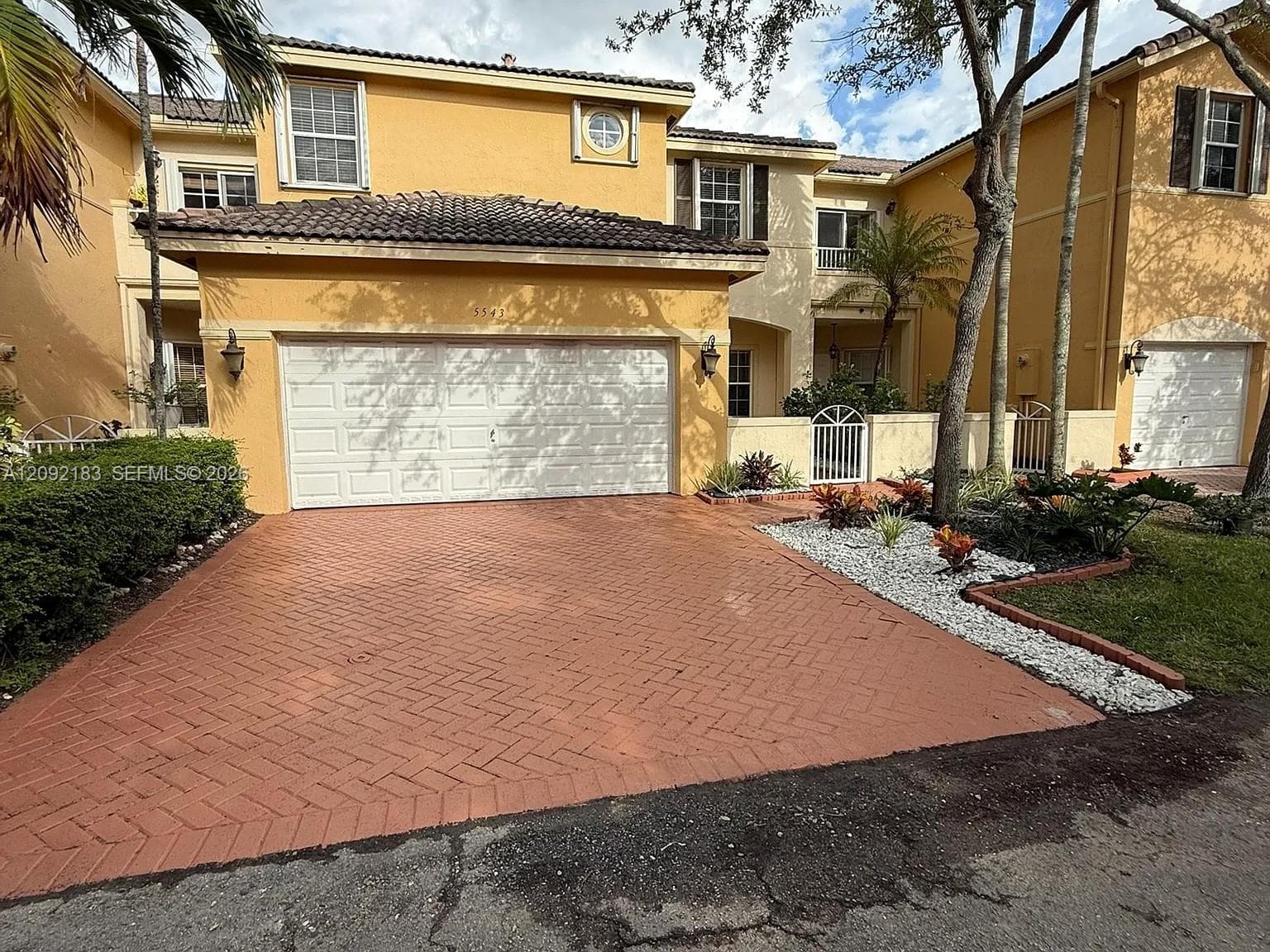 5543 NW 112th Pl #- photo 2