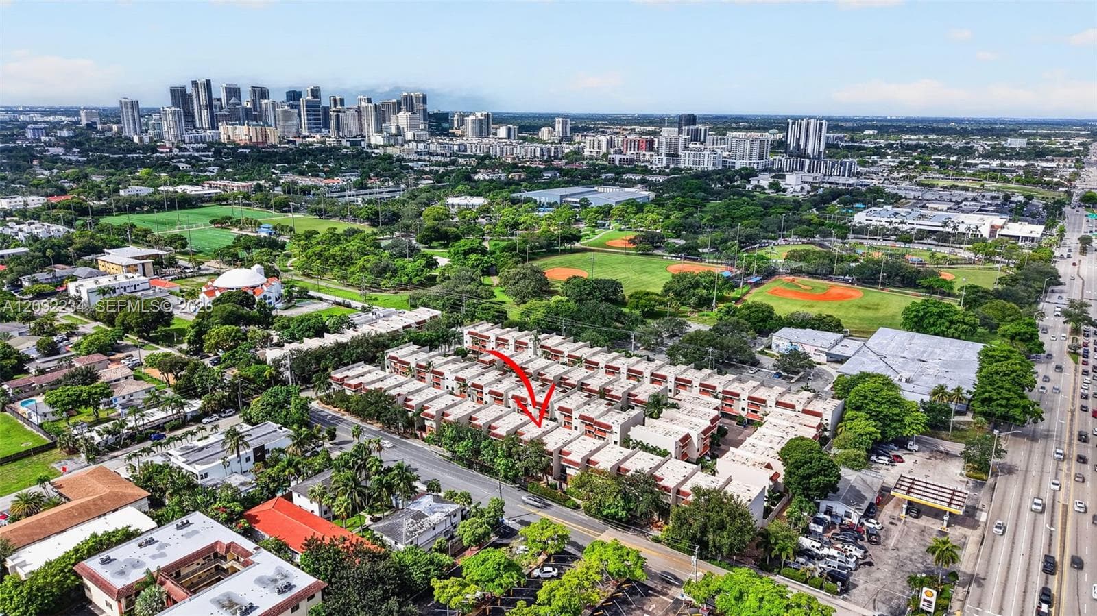 Situated Next to Holiday Park which has Soccer Fields, Baseball Diamonds, Basketball Courts and the New Florida Panther's Iceplex
