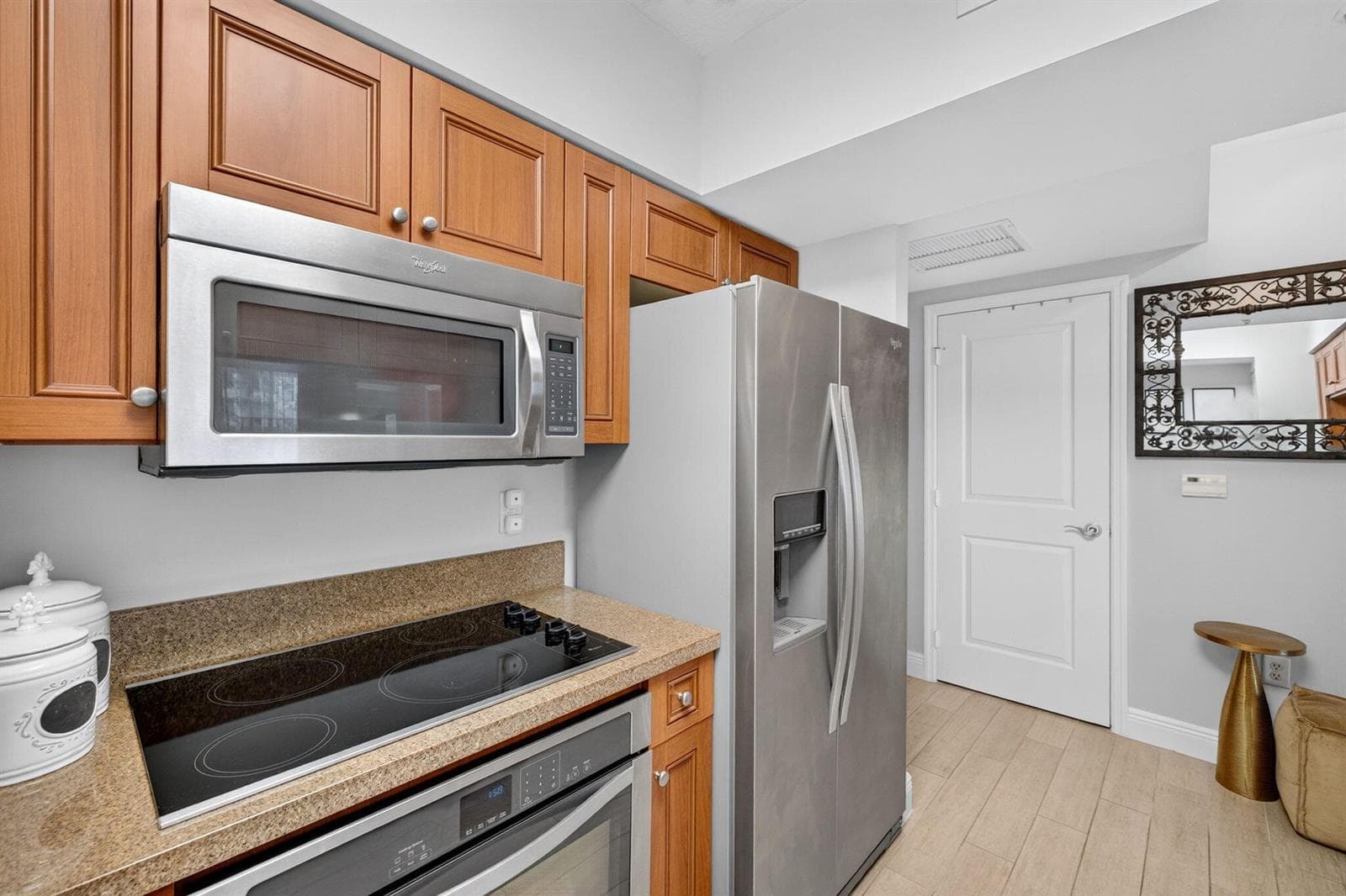 25-web-or-mls-699A5522