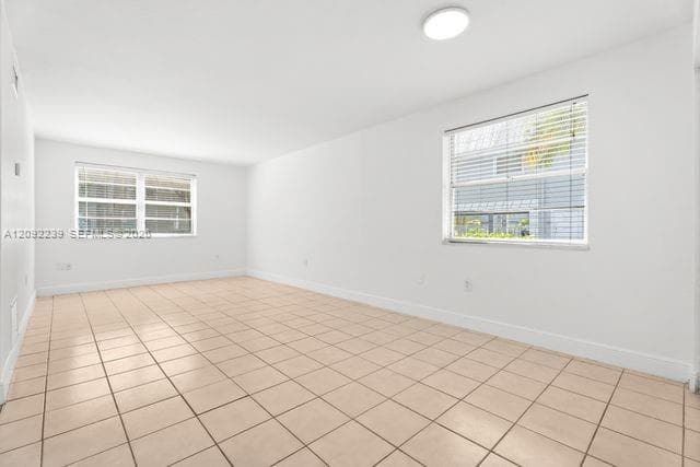 VILLAGE HOMES & CONDOS AT · #D153 in Palmetto Bay - Photo 3