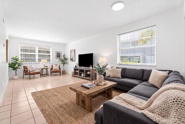 VILLAGE HOMES & CONDOS AT · #D153 in Palmetto Bay - Photo 9