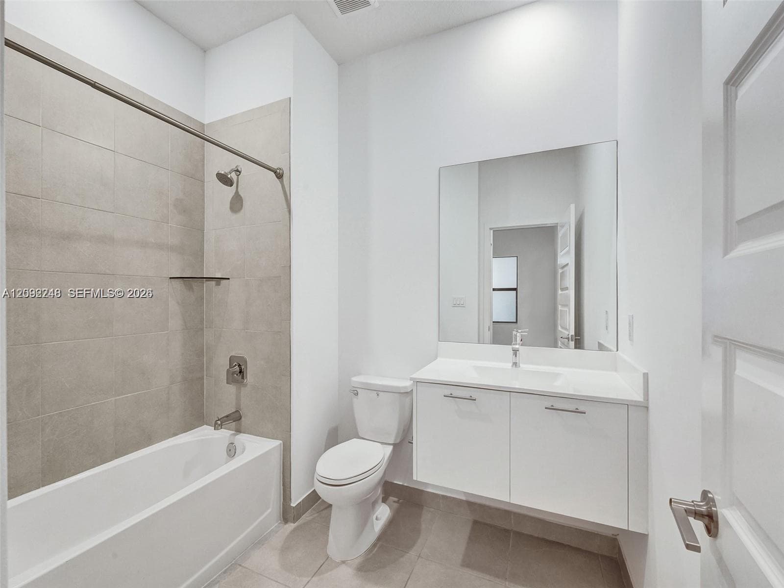 APEX AT PARK CENTRAL COND · #2 in Doral - Photo 16