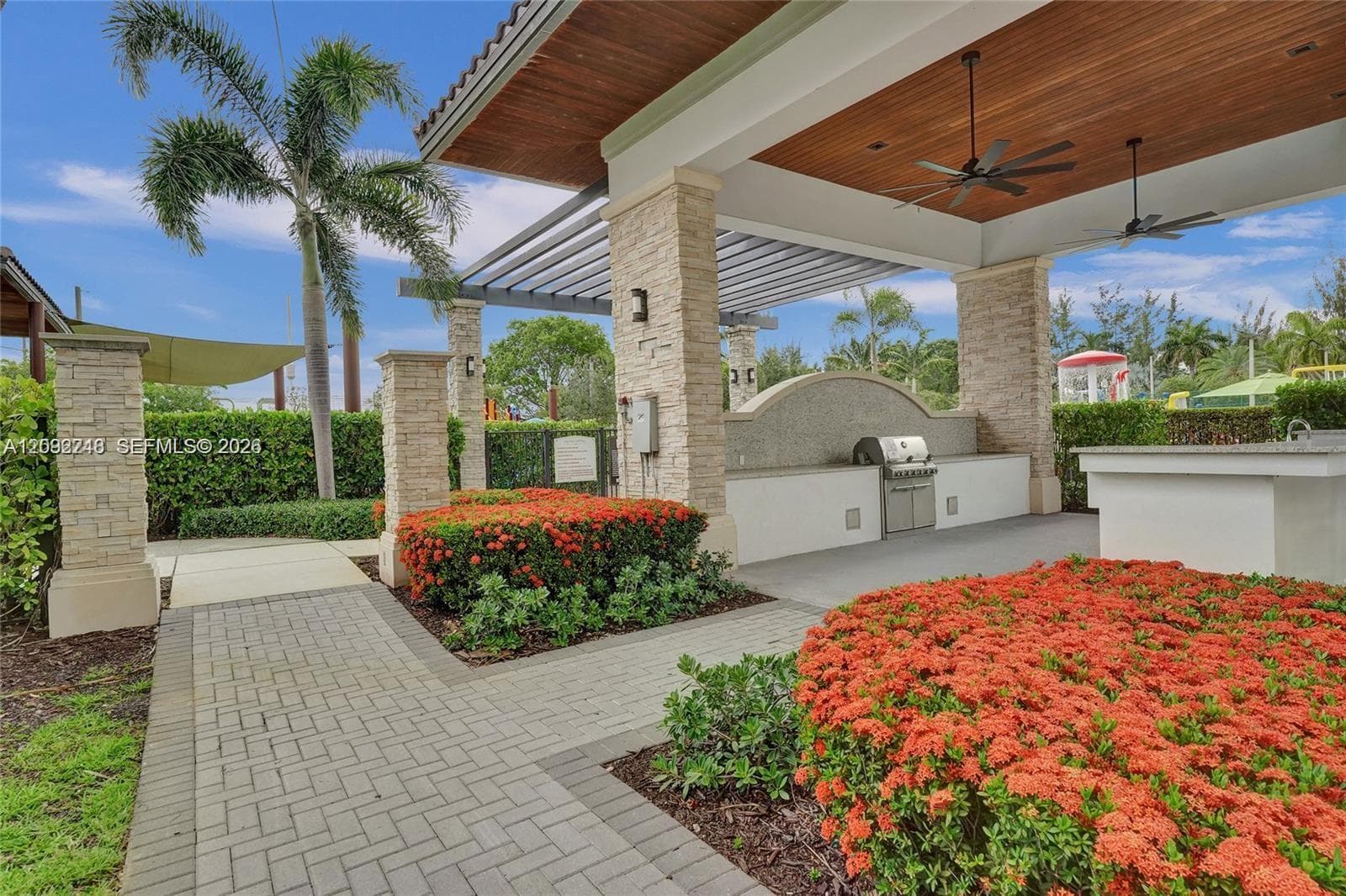 APEX AT PARK CENTRAL COND · #2 in Doral - Photo 25