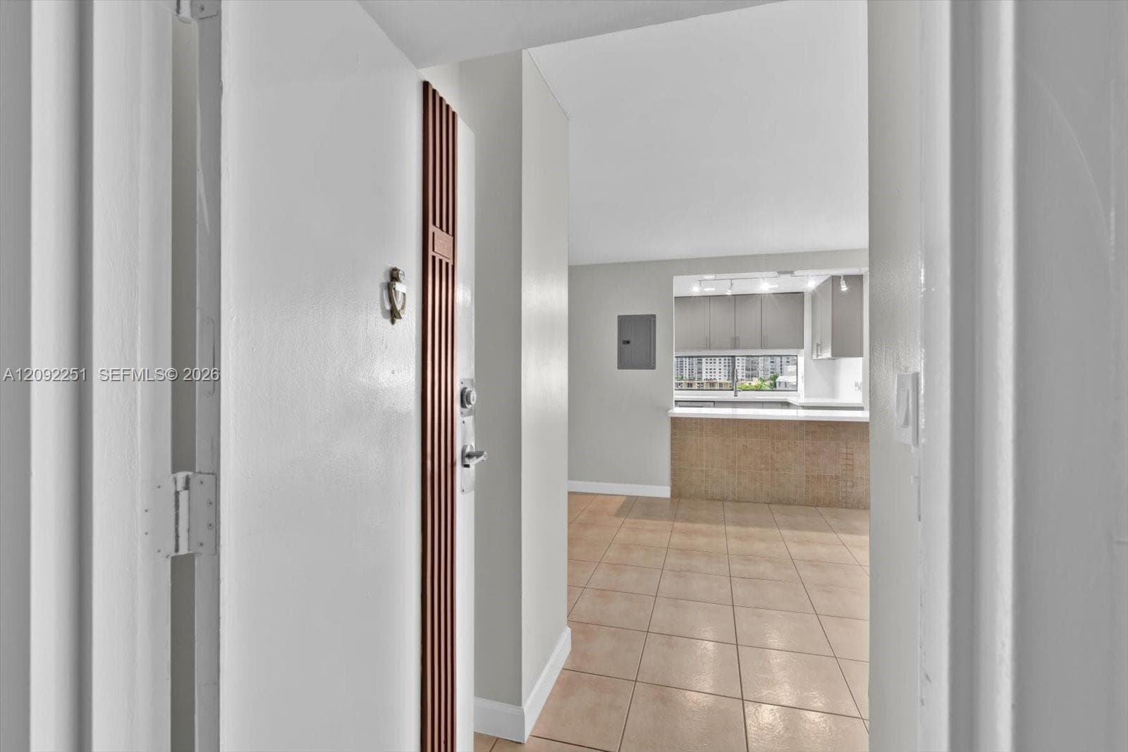 PLAZA OF AMERICAS CONDO P · #705 in Sunny Isles Beach - Photo 24