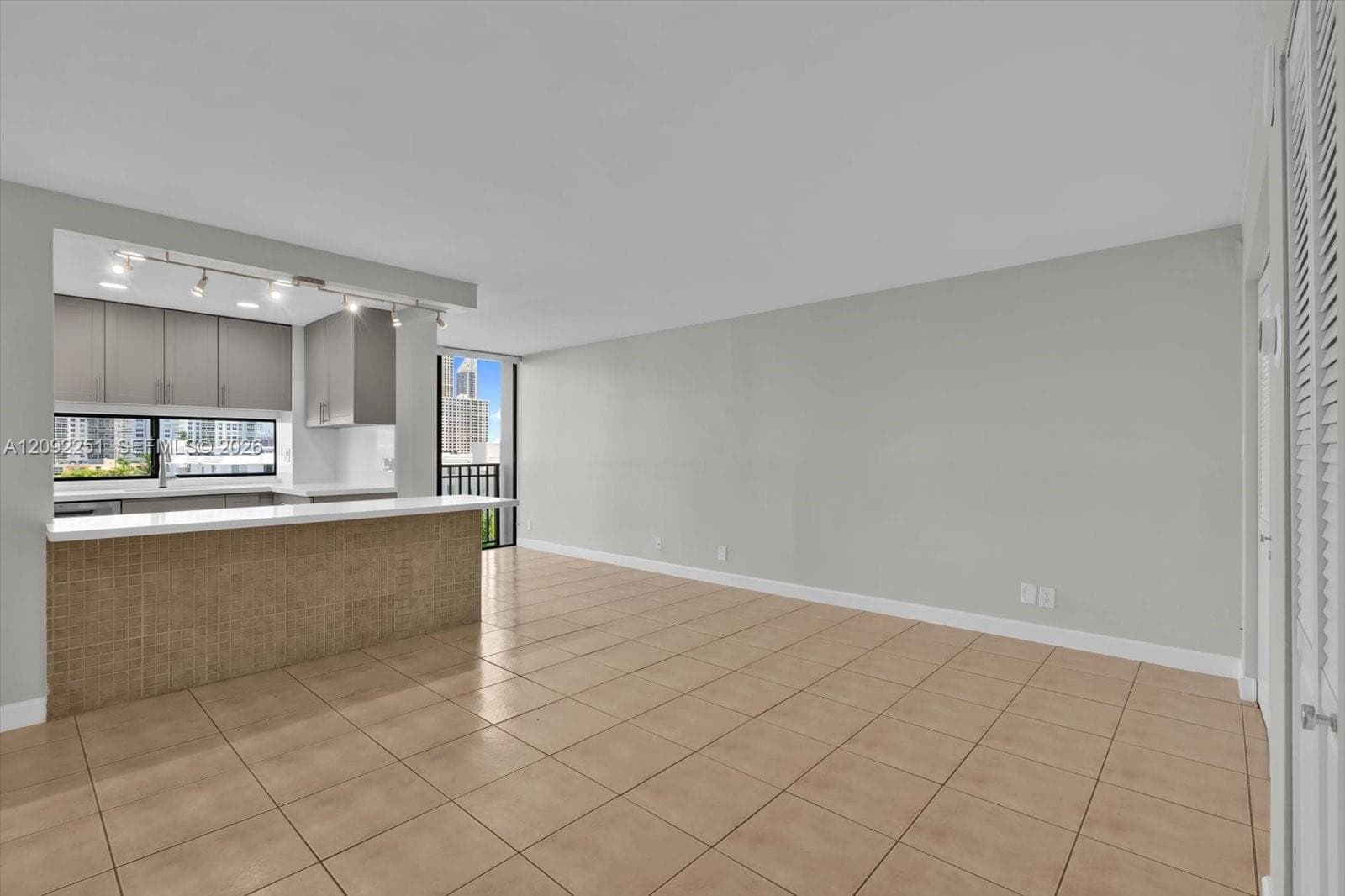 PLAZA OF AMERICAS CONDO P · #705 in Sunny Isles Beach - Photo 8