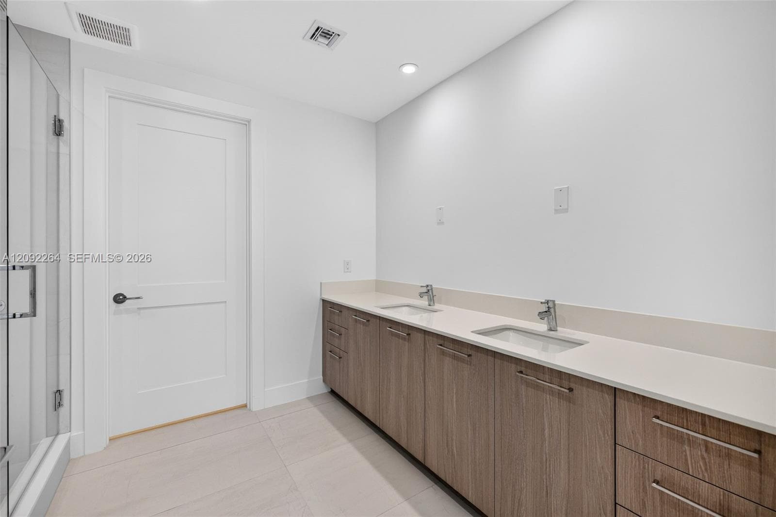 Selene Oceanfront Residences · #1905 in Fort Lauderdale - Photo 18