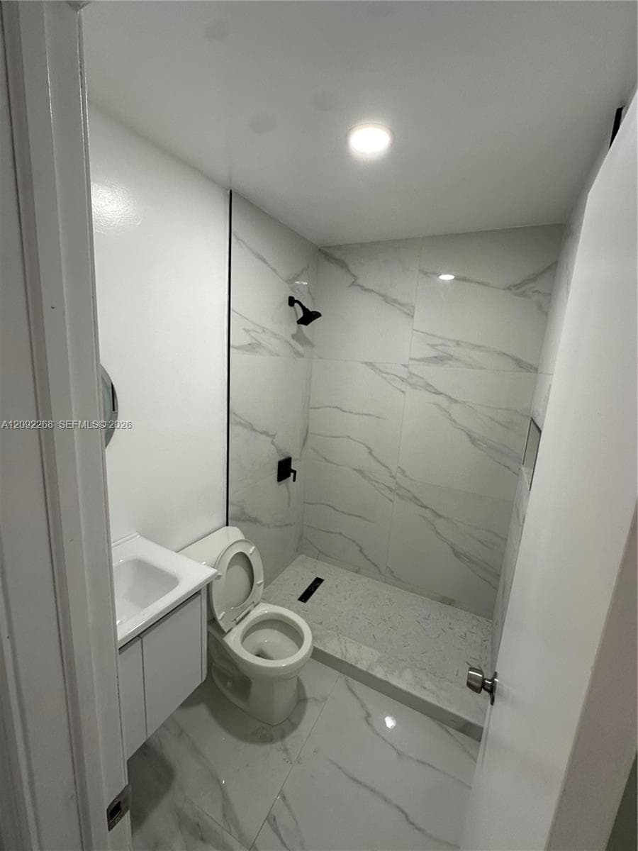 821 NW 20th Ave #821 photo 7