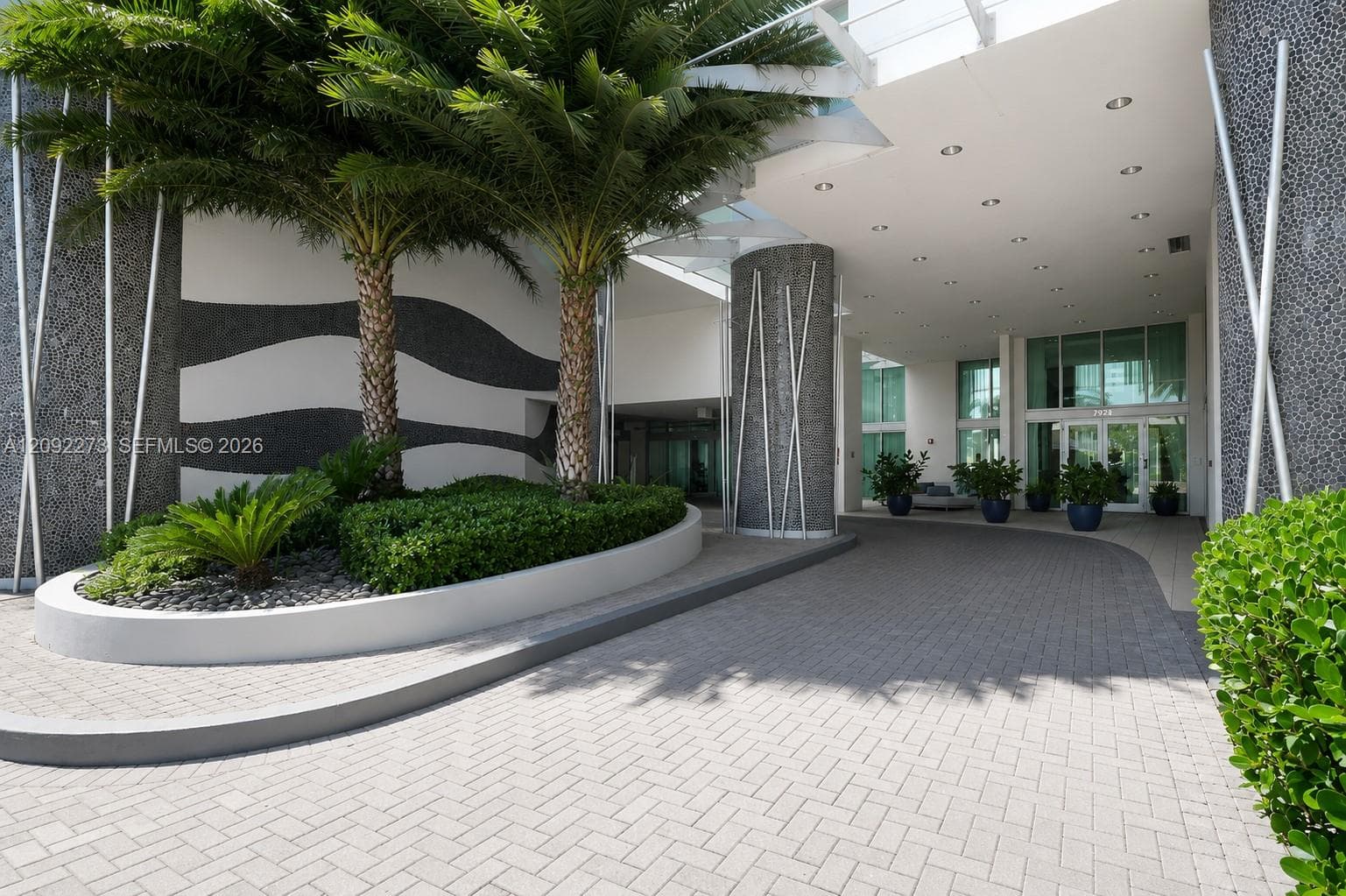 Eloquence on the Bay · #506 in North Bay Village - Photo 30