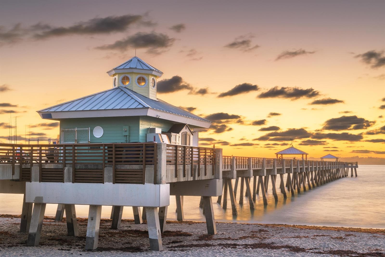 Juno Pier