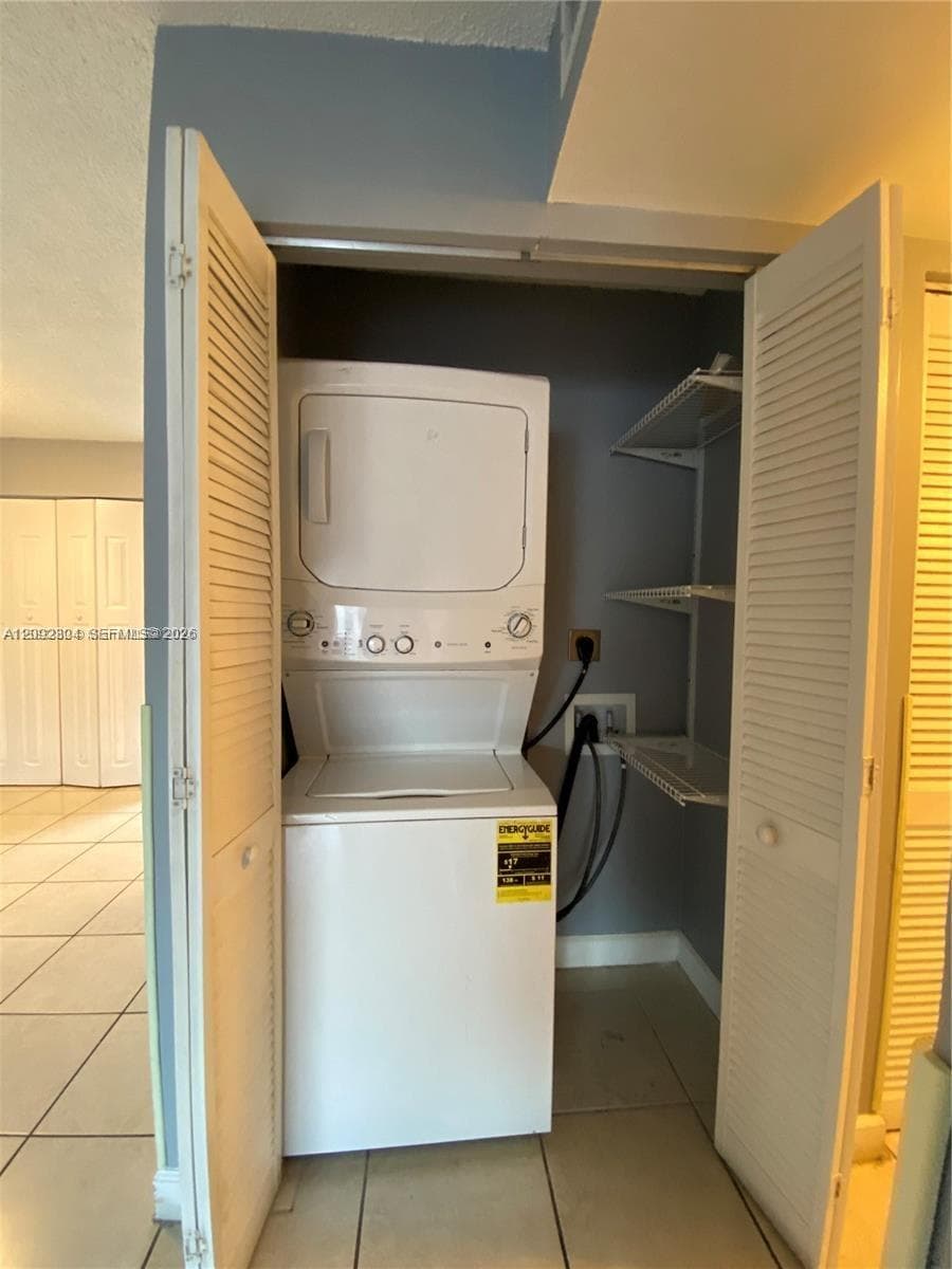 LOS SUENOS CONDO · #M301 in Hialeah - Photo 12