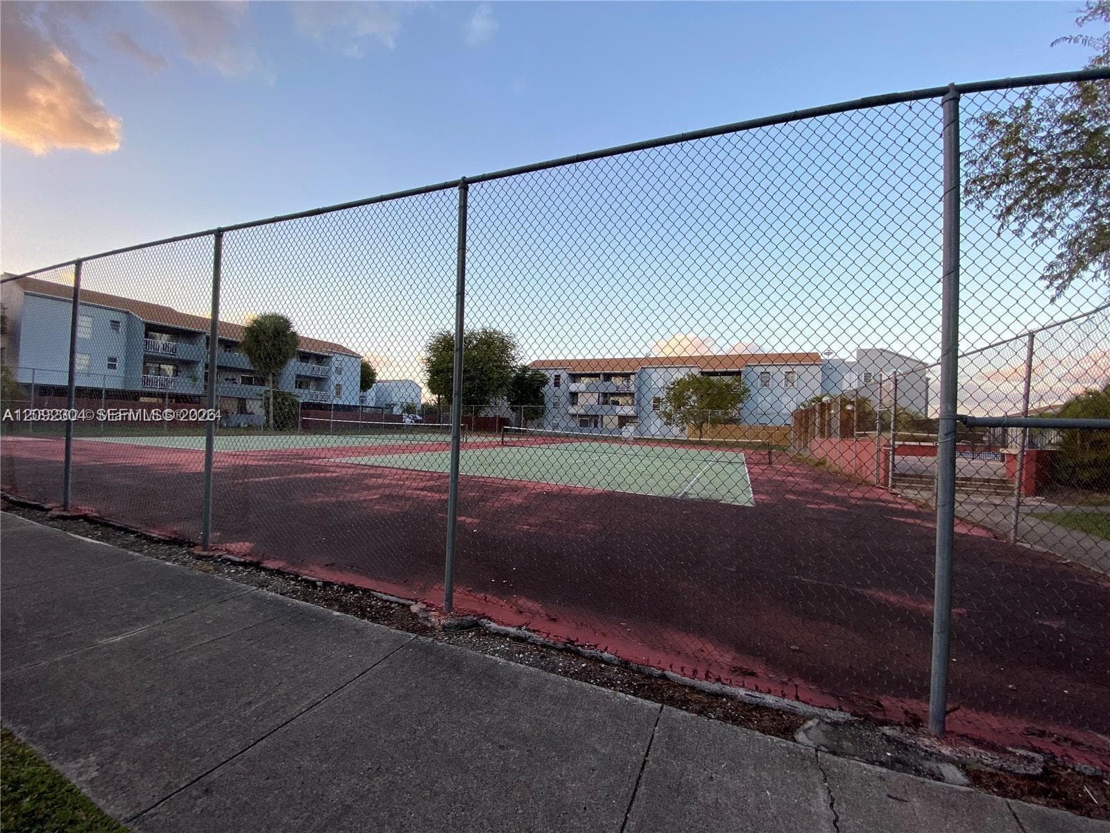 LOS SUENOS CONDO · #M301 in Hialeah - Photo 25