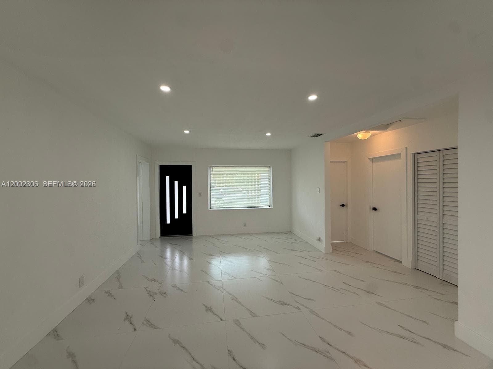 2350 SW 22nd Ave photo 9